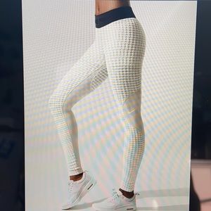 Nike Hyperwarm Training Leggings